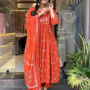 Women's Contton Floral Embroidered Round Neck Regular Kurti Pant Dupatta Set