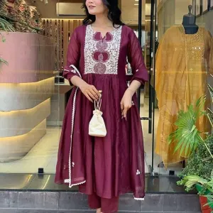 Women's Cotton Printed Anarkali Kurti wi...