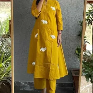 Women's Cotton Printed Straight Kurti wi...