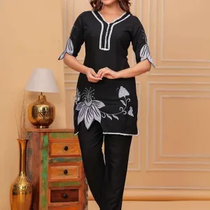 Women's Cotton Short Straight Kurti with Pant  Floral Printed Ethnic Set Black