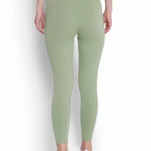 Women Activewear Pants for Gym Training
