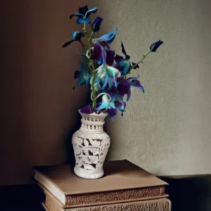 Soapstone Marble Flower Vase with Intricate Leaf Carving