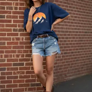 THE GOLDEN PEAK GRAPHIC PRINTED OVERSIZED T-SHIRT