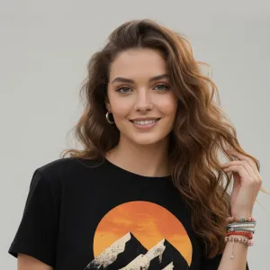 THE GOLDEN PEAK CROP TEE