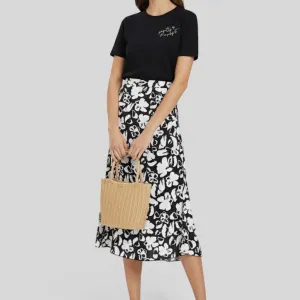 PERFECT GRAPHIC PRINTED REGULAR T-SHIRT