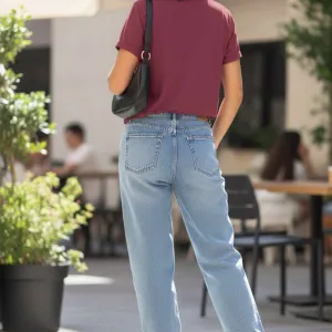 FLORA GRAPHIC PRINTED REGULAR TEE