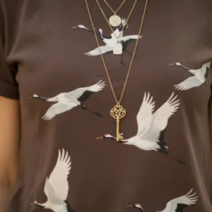 FLYING CRANES GRAPHIC PRINT TEE