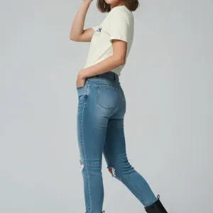 GRAPHIC PRINTED REGULAR T-SHIRT