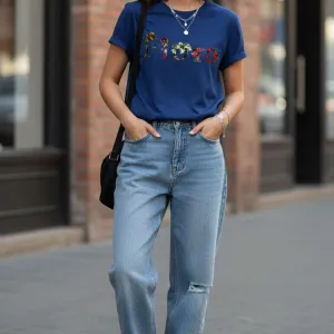 FLORA GRAPHIC PRINTED REGULAR TEE