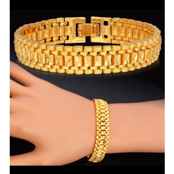 Evordlss Brass Bracelet Three Shades Gold, 20 cm Chain Length, for Men (Pack of 1)