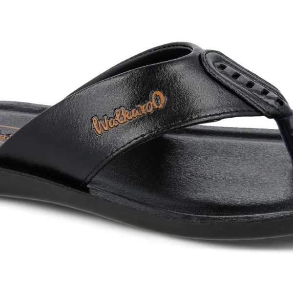 Walkaroo styles man flip flops