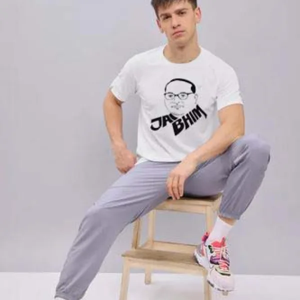 New Trendy Printed White Round Neck Half Sleeve Polyester T-shirt for Men