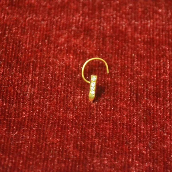 U-Shape Nugget Nose Ring