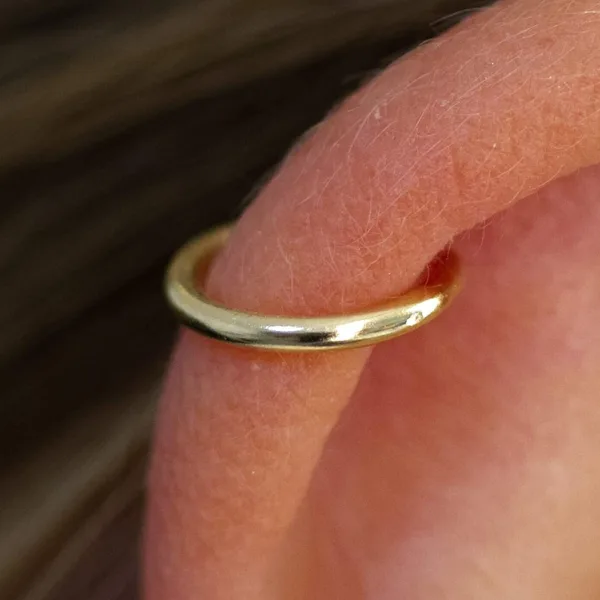 Plain Gold Nose Ring – Pack of 1