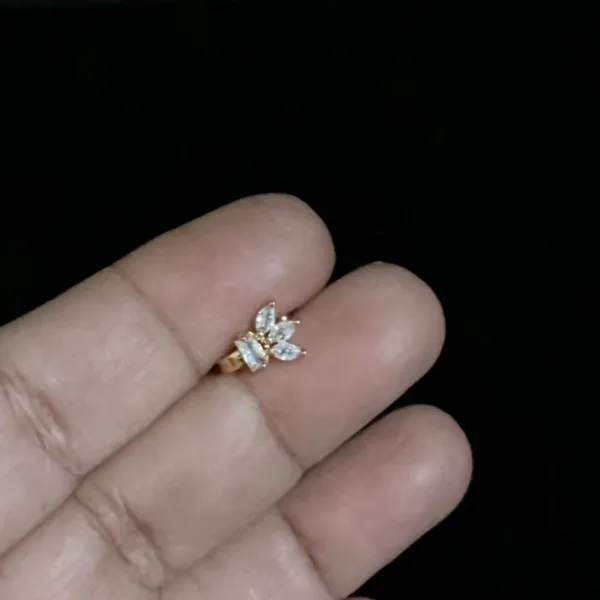 Round U-Shape Nose Ring with 7 Nuggets