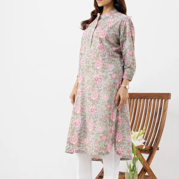Soft Pink Floral Print Straight Kurta in Cotton