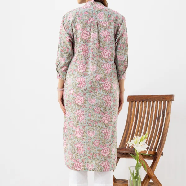 Soft Pink Floral Print Straight Kurta in Cotton
