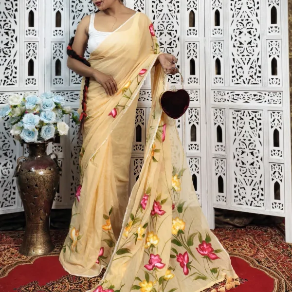 Pure Mul Cotton Hand Painted Floral Saree for Everyday Elegance