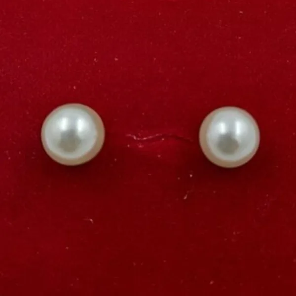 Latest Fashion Pearl Danglers Gold Plated Earrings Pearl Metal Drops & Danglers