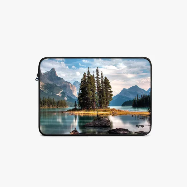"BEAUTY CREATED BY GOD" Laptop Sleeves:Bold Modern Design for Every Size