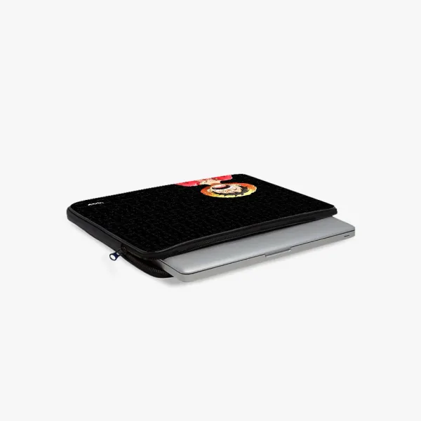 "MONKEY D LUFFY" Laptop Sleeves: Bold Modern Design for Every Size