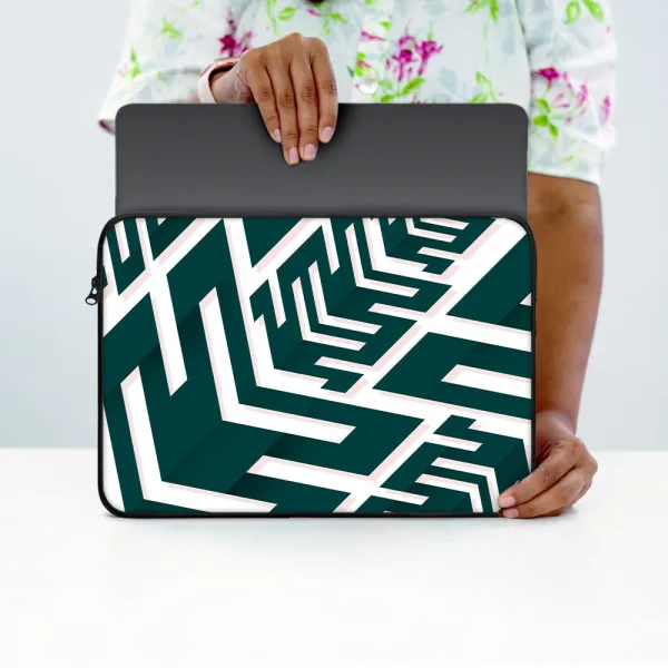 "Zig Zag Print" Laptop Sleeves: Bold Modern Design for Every Size