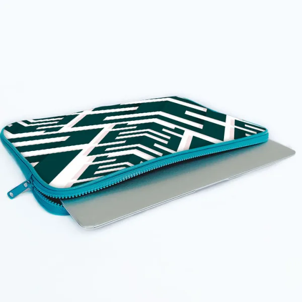 "Zig Zag Print" Laptop Sleeves: Bold Modern Design for Every Size