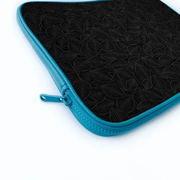 "Leafy Black" Laptop Sleeves: Bold Modern Design for Every Size