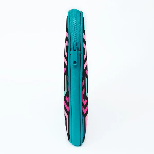 "HEXAGON ABSTRACT" Laptop Sleeves: Bold Modern Design for Every Size