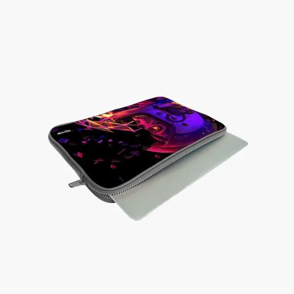 "ROBOTIC ASTRONAUT" Laptop Sleeves:Bold Modern Design for Every Size