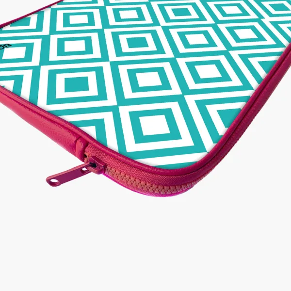 "DIAMOND THEME ABSTRACT" Laptop Sleeves: Bold Modern Design for Every Size