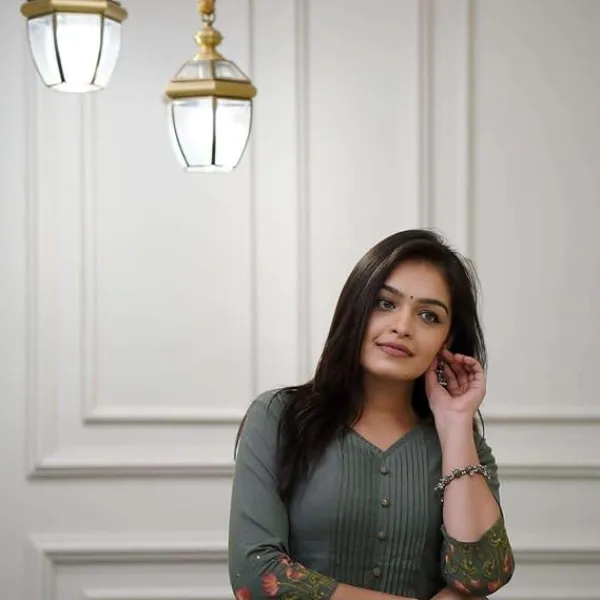 Women's Cotton a-line Flared Straight Kurti with Pant