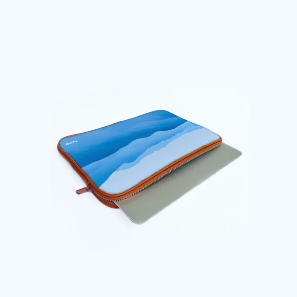 " BLUE MOUNTAIN" Laptop Sleeves:Bold Modern Design for Every Size