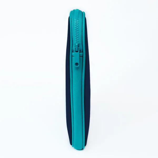 "BATMAN: GOTHAM CITY" Laptop Sleeves:Bold Modern Design for Every Size