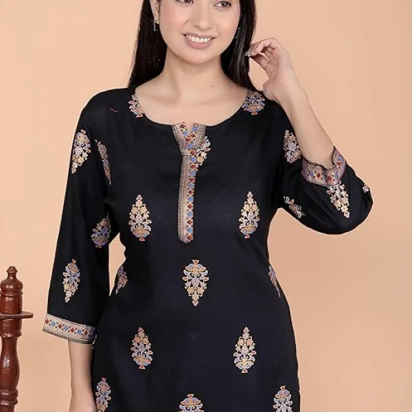 Women's Cotton Printed Short Straight Kurti