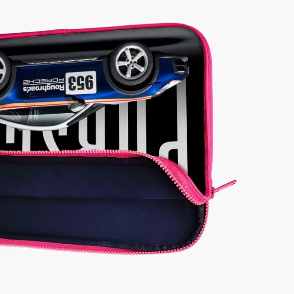 "LEGENDARY PORSCHE" Laptop Sleeves: Bold Modern Design for Every Size