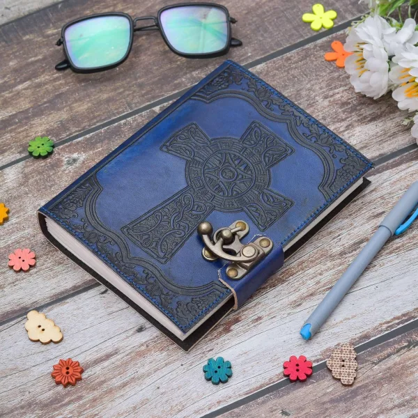 Vintage Leather Journal Diary with Metal Lock for Travel