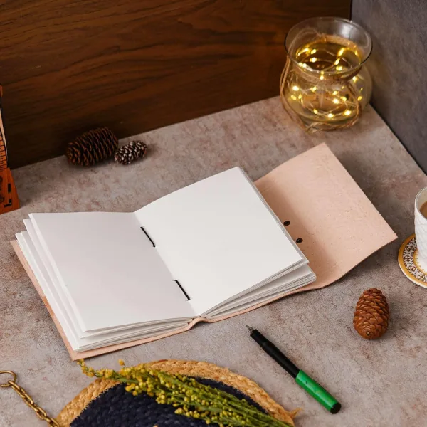 Vintage Handmade Leather Diary Journal – 200 Unruled Pages