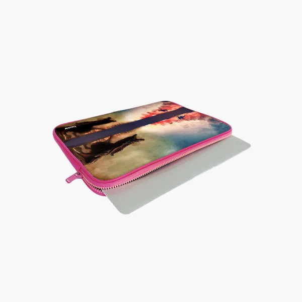 "RISE OF STORMBORN #GAME OF THRONES" Laptop Sleeves:Bold Modern Design for Every Size