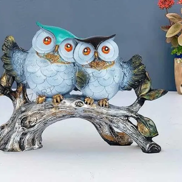 Owl Family Sitting on Tree Decorative Bird Statue