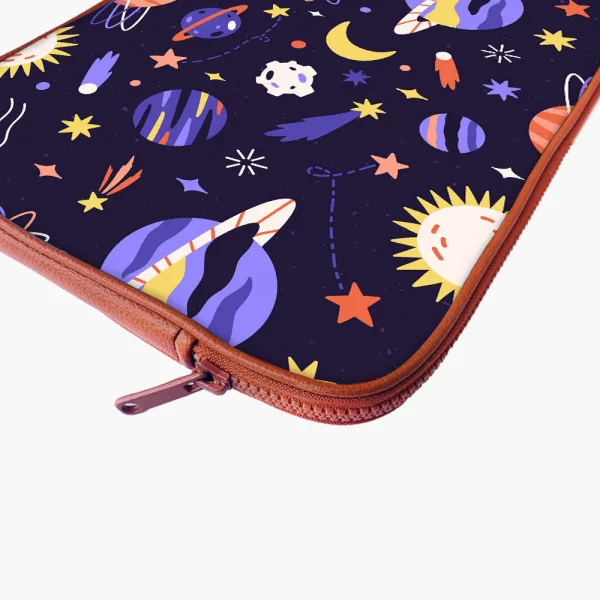 "GALAXY THEME" Laptop Sleeves: Bold Modern Design for Every Size