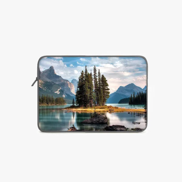 "BEAUTY CREATED BY GOD" Laptop Sleeves:Bold Modern Design for Every Size