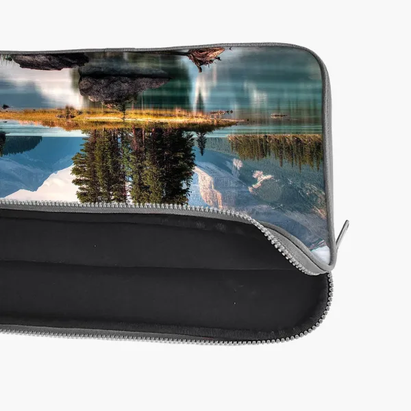 "BEAUTY CREATED BY GOD" Laptop Sleeves:Bold Modern Design for Every Size