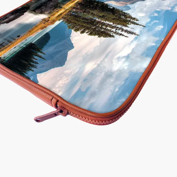 "BEAUTY CREATED BY GOD" Laptop Sleeves:Bold Modern Design for Every Size