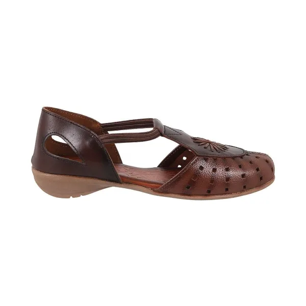 Modern Flat Close-Toe Everyday Sandal