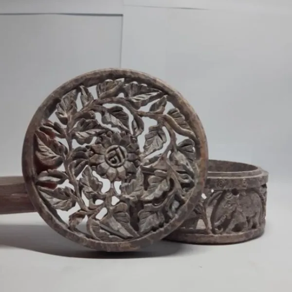 Intricate Leaf Elephant Design Marble Decorative Box