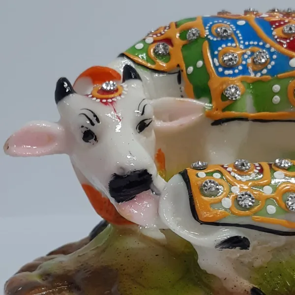 Handcrafted Marble Kamdhenu Cow Calf Decorative Showpiece