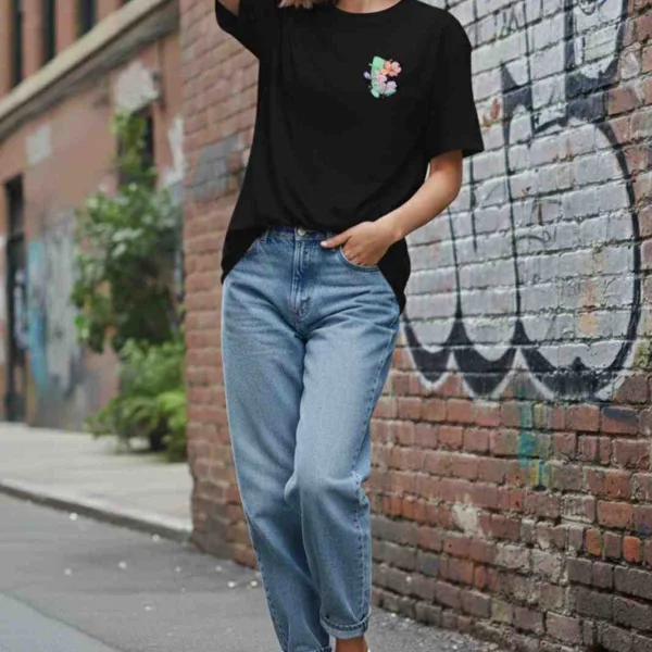 LITTLE FLOWER GRAPHIC PRINTED OVERSIZED T-SHIRT