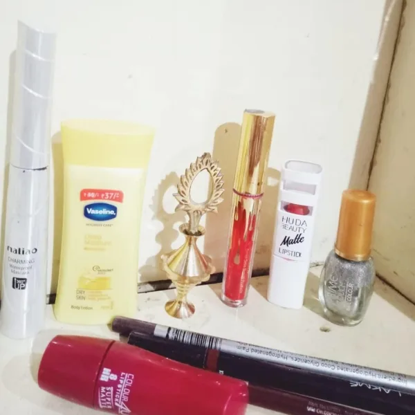 Brass Surmedani With Funnel/Kuppi And Surma Use In Eye's Makeup [Size-10-cm] Pack Of-1 Funnel, 2 Surma Packed,1 Brass Surmedani