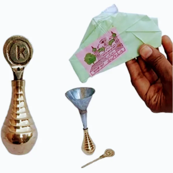 Brass Surmedani With Funnel/Kuppi And Surma Use In Eye's Makeup [Size-8-cm] Pack Of-1 Funnel, 2 Surma Packed,1 Brass Surmedani